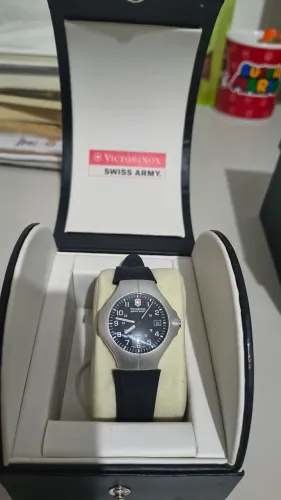 Relógio suíço victorinox feminino