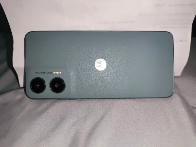 Vendo ou troco motog35 256gb/8ram com NFC com um pequeno detalhe
