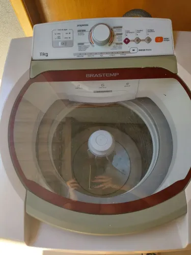 Maquina de lavar com defeito