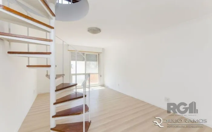 Cobertura para Venda - 73.12m², 2 dormitórios, 1 vaga - Cristo Redentor