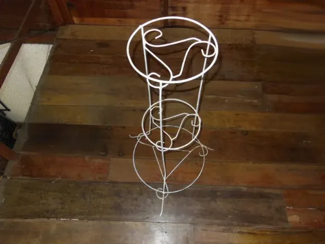 Floreira Suporte de Ferro 3 Andares Para Plantas Vasos