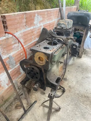 eixo virabrequim e o eixo de comando de válvulas na medida Standard motor Mercedes 355/6