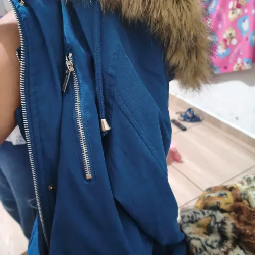 Vende Se Casaco De Frio