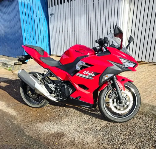 Ninja 400 ABS - Vermelha (cor rara)