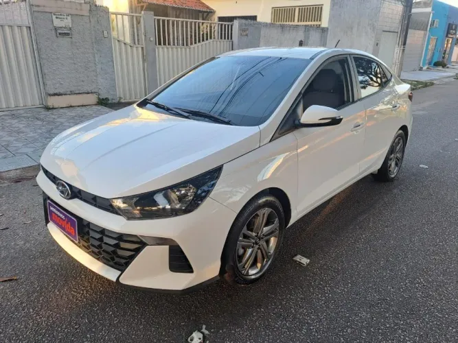 Hyundai HB20S Comfort Plus 1.0 Flex 12V Mec. 2025