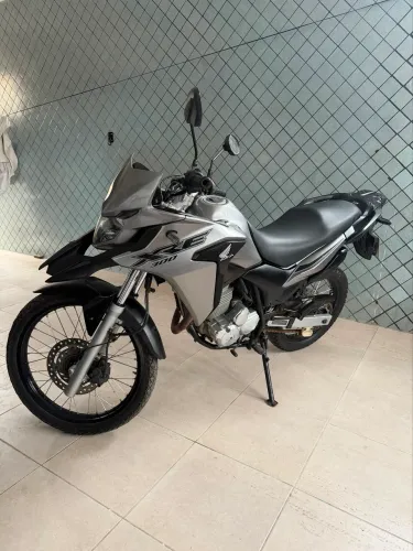 Xre 300 2019