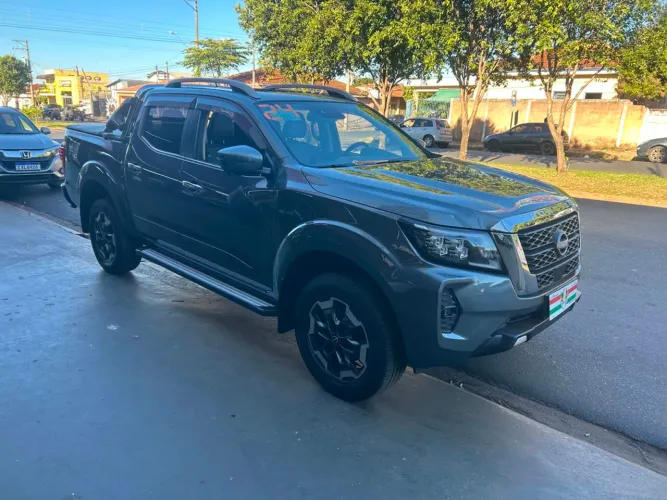 Nissan Frontier Plati. CD 2.3 Bi-TB Dies.aut. 2024