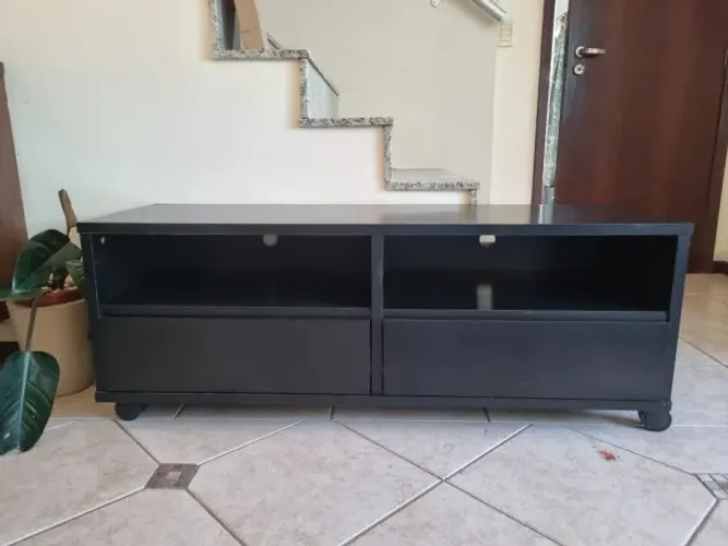 Rack Tok&Stok com Rodízios