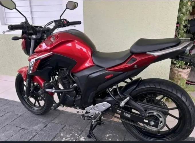 Moto fz25. Valor 21.000