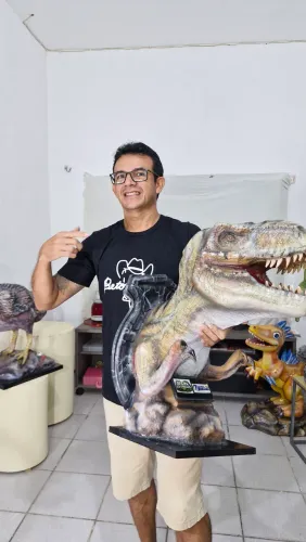 Esculturas e artefatos cenografia