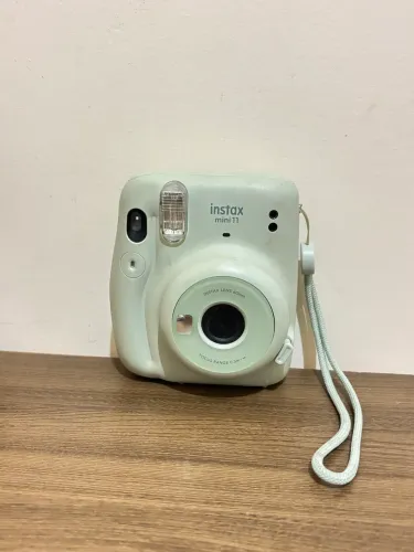 POLAROID