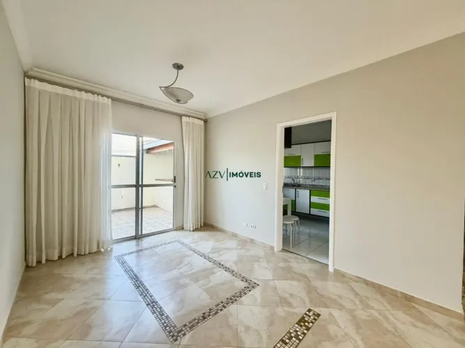 Casa à venda em condomínio no Jd das Industrias - SJC - SP.