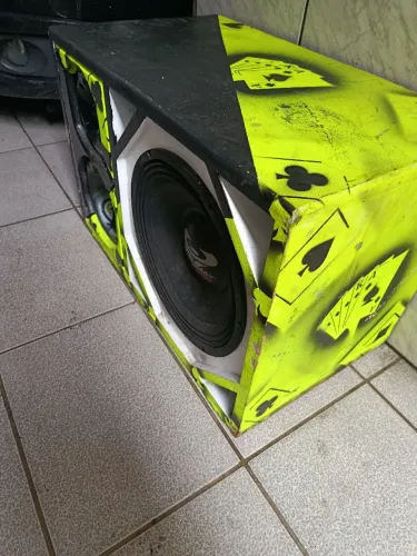 Som automotivo