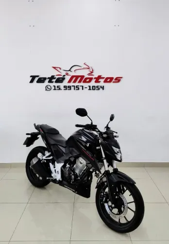 CB Twister 300 CBS 2023 (Km 4.200) Venda // Troca // Financia)
