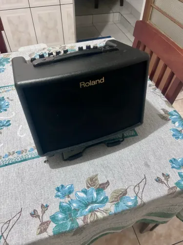 Amplificador Roland ac-33 