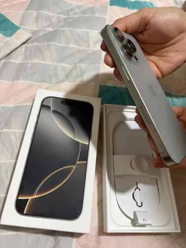 Vendo iPhone 16 pro