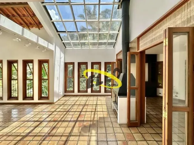 Casa com 3 dormitórios à venda, 485 m² por R$ 1.700.000,00 - Chácara Agrindus - Taboão da