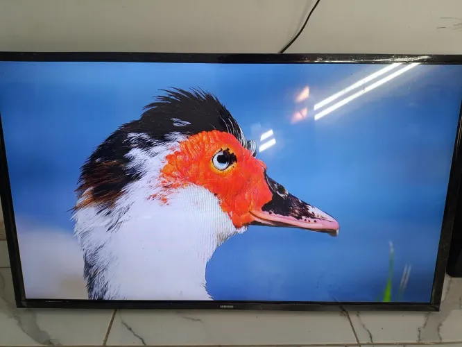 Tv 50 polegadas Smart Samsung conservada