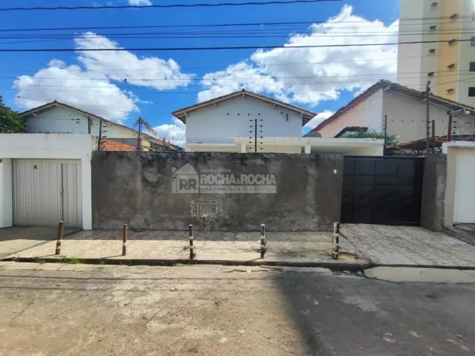 Casa para alugar com 180,00 metros quadrados no CENTRO - Teresina - Piauí