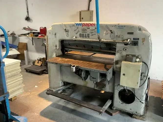 Guilhotina OMAC 1,08 de Boca - Semi Automática