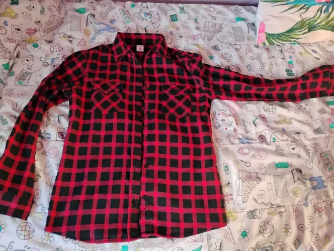 Blusa xadrez tamanho 14