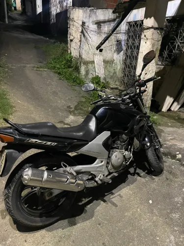 Moto toda boa