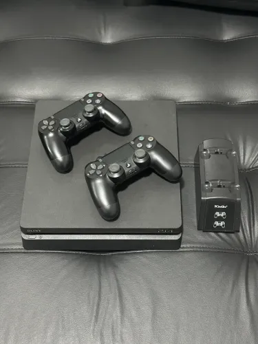 PlayStation 4 Slim