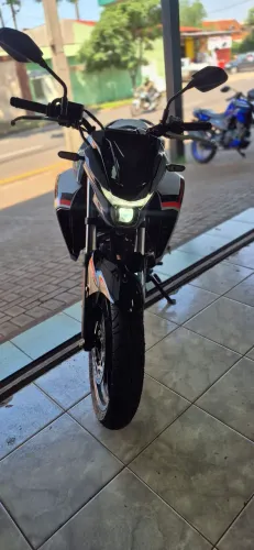 Fz25 2025 cinza