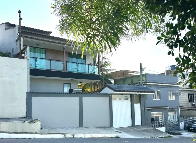 Vendo Linda Casa Piscina e 3 quartos RGI