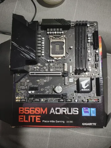 Placa mãe aorus b560m elite (defeito) LGa 1200
