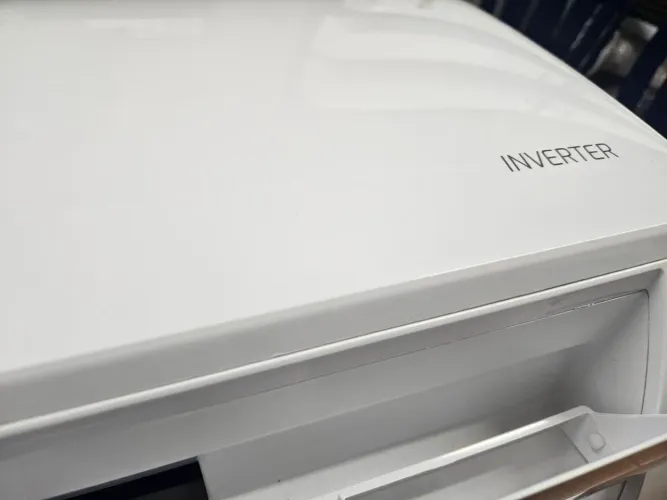 Ar condicionado 24 mil btus inverter seminovo agratto
