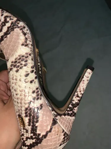 Scarpin Ávida