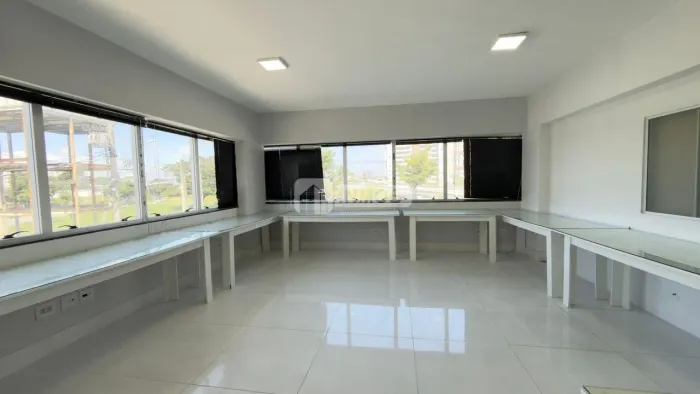 Sala Comercial para Alugar em Independência Taubaté 2 Banheiros