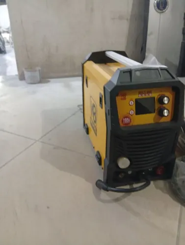 Máquina de solda