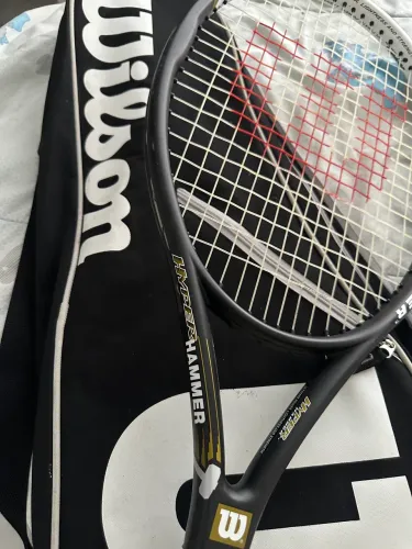 Raquete Wilson 53 Hyper Hammer Econômica, 0,3 Kg, 68 Cm