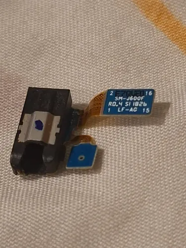 Entrada fone P2 e microfone celular SAMSUNG J8
