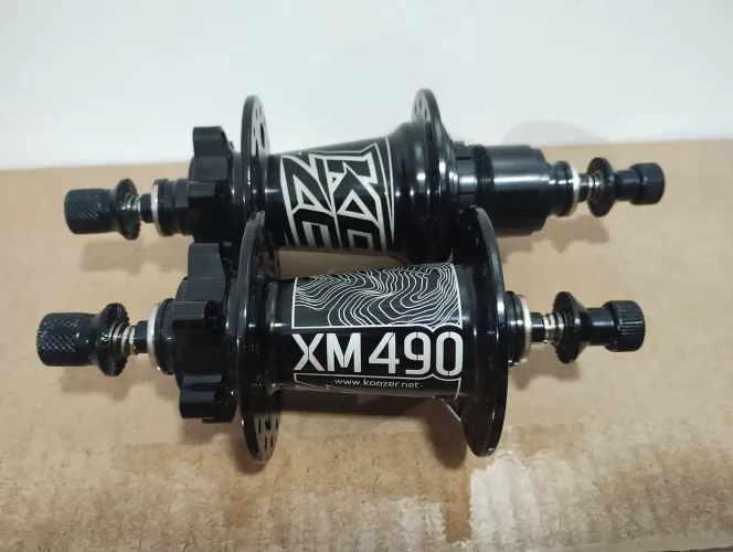 Par de Cubos Koozer XM 490 XD Sram 9x100(D)/10x135(T)