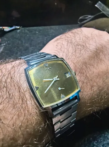 Relógio masculino technos incabloc funcionando perfeitamente automático a corda vintage 