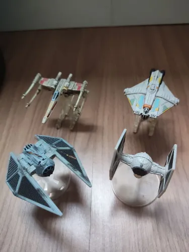 Lote 4 Naves Star Wars Hot Wheels Mattel Original Com Base<br>