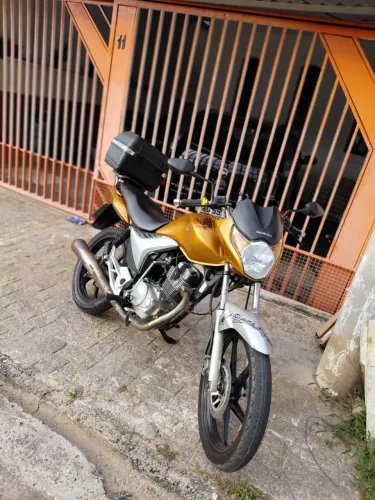 Vende se moto em ótima condições
