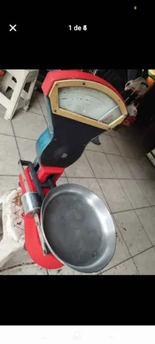 Balança antiga pequena 6 kg Arja.