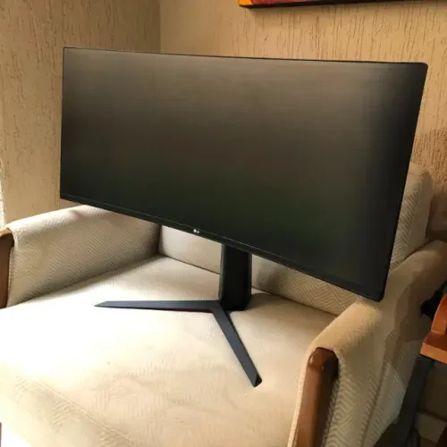 Monitor LG Ultragear Curvo