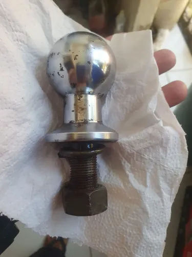 Esfera para reboque de carro