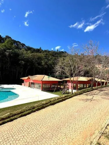Terreno à venda, 646 m² por R$ 690.900 - Vale Feliz - Teresópolis/RJ