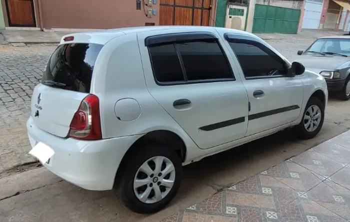 Renault Clio Rn/alize/expr./1.0 Hi-power 16V 5P 2013