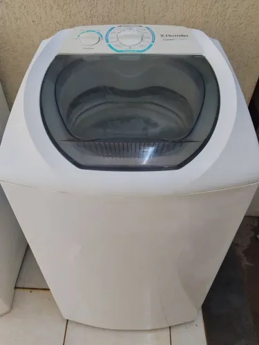 Máquina de lavar roupa Electrolux 8 kilos