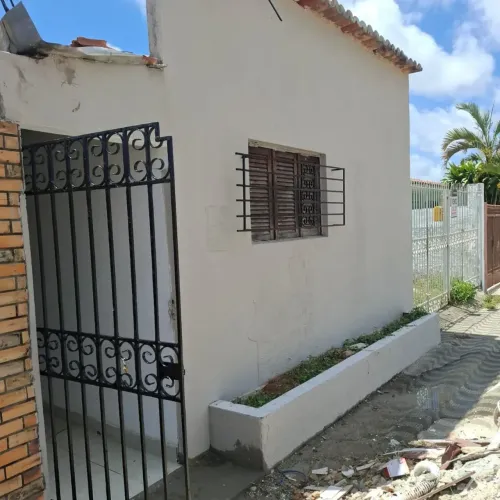 VENDO CASA EM NEÓPOLIS COM 4 KITNETS,NO VALOR DE 330 MIL.