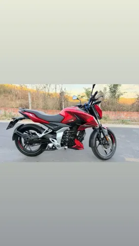 Vendo bajaj pulsar 150cc