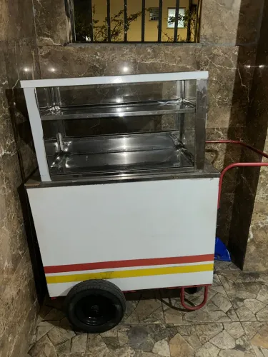 Carrinho de Doces/Salgados novo