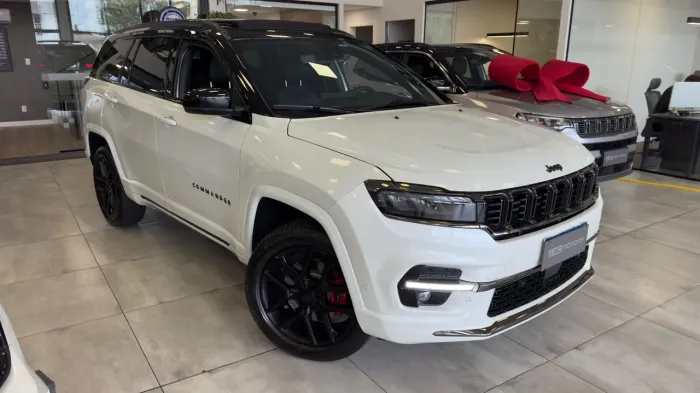Jeep Commander Black Hurricane 2.0 4X4 TB AUT 2025